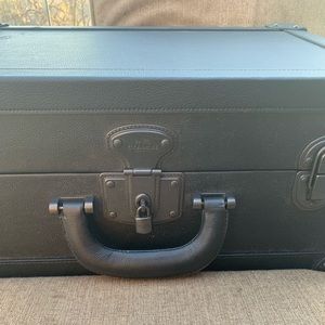 Coach Display Trunk